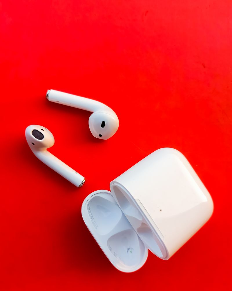 AirPods 4 vs AirPods Pro 2：2026年香港完整比較，邊個真係值買？